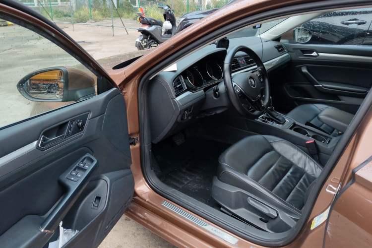 Used Volkswagen Lamando 2015 280TSI DSG Comfort Edition