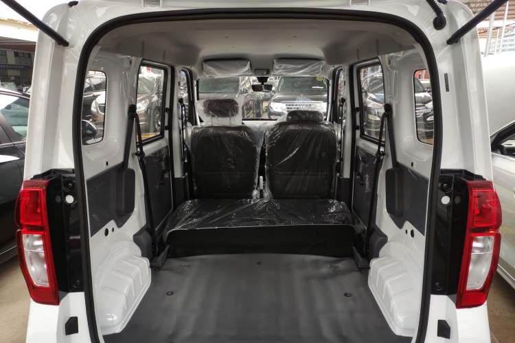 Used Wuling Zhiguang New Energy 2025 Standard Model