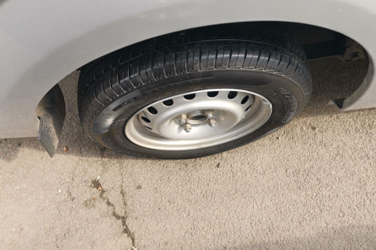 Used Kuayue Kuayue Xing V3 2023 1.5L Gasoline Comfort Model 7-Seater Passenger Vehicle