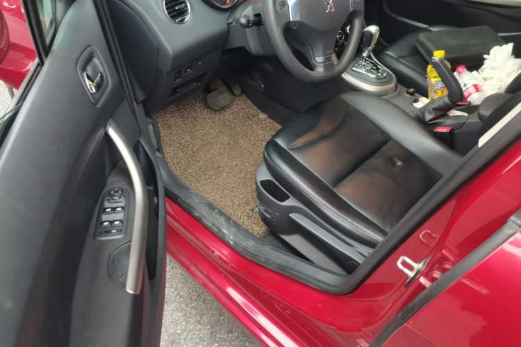 Used Peugeot 408 2013 2.0L Automatic Comfort Edition
