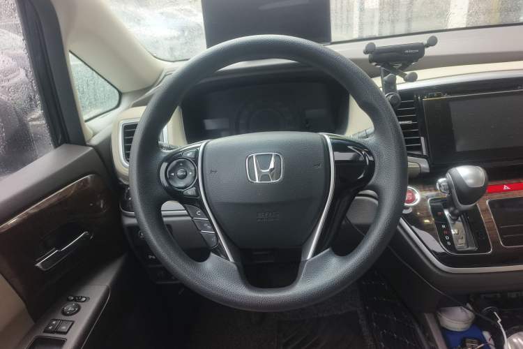 Used Honda Odyssey 2017 2.4L Luxury Edition Steering Wheel