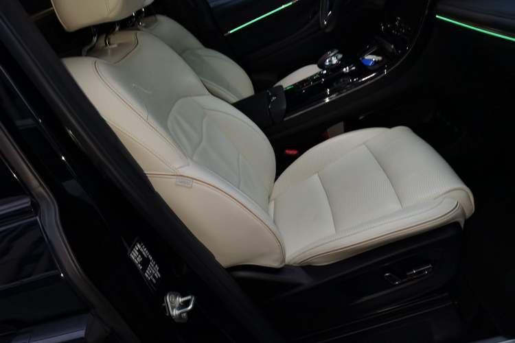 Used GAC Trumpchi M8 2023 Zongshi Series Dual-Motor YuZun Edition