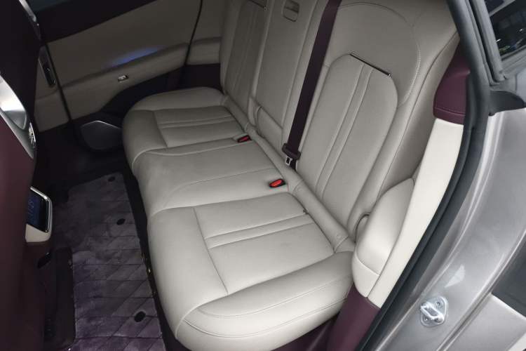 Used Xiaomi Auto YU7 2025 Ultra-Long Range Rear-Wheel Drive Version