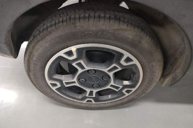 Used Geely Galaxy Panda 2025 210km Panda Rider Right Rear Wheel Hub