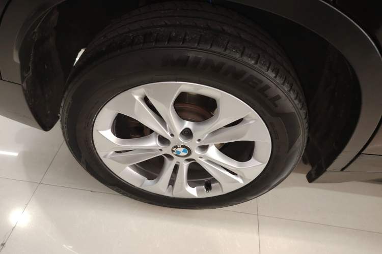 Used BMW X1 2016 sDrive18Li Premium Edition
