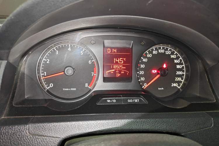 Used Volkswagen Santana 2013 1.6L Manual Fashion Edition Instrument Cluster