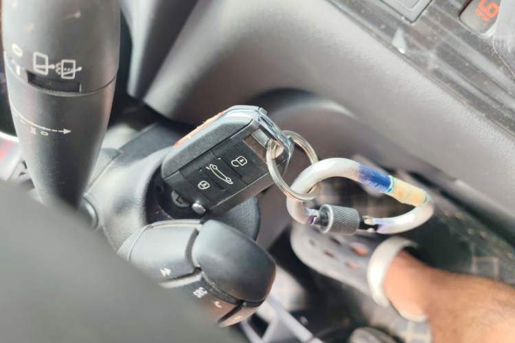 Used Peugeot 3008 2013 2.0L Automatic Trend Edition
