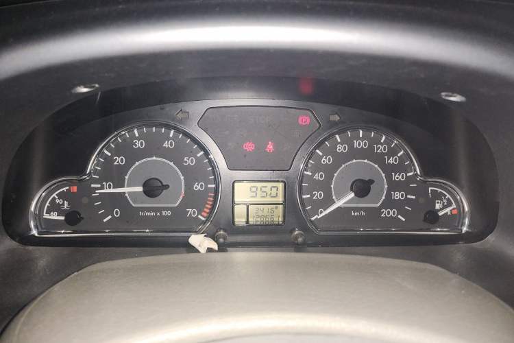 Used Citroen Elysee 2013 Sedan Classic 1.6L Manual Tech Model CNG
