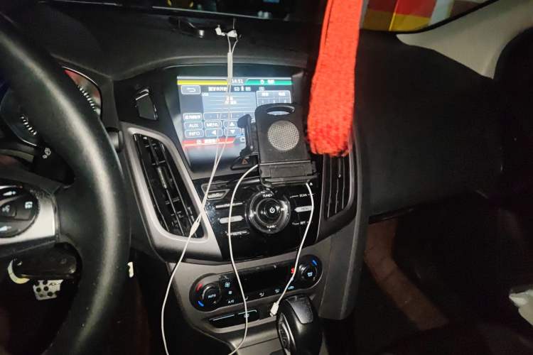 Used Ford Focus 2012 Sedan 1.6L Automatic Fashion Edition