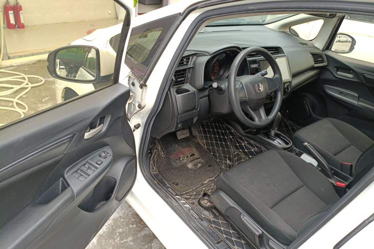 Used Honda Fit 2018 1.5L CVT Comfort Version