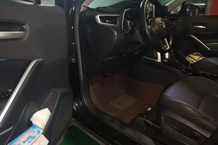 Used Toyota FRONTLANDER 2022 2.0L CVT Luxury PLUS Edition
