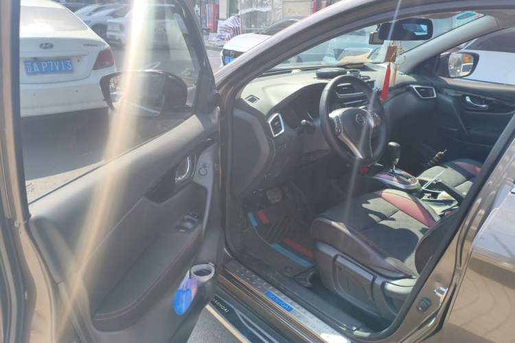 Used Nissan Qashqai 2016 2.0L CVT Elite Edition