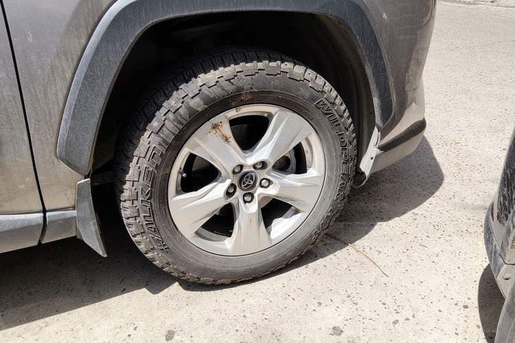 Used Toyota RAV4 2020 2.0L CVT Two-Wheel Drive Urban Edition