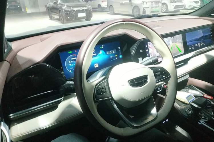 Used Geely Auto Monjaro L 2021 2.0TD DCT EVO Two-Wheel Drive Smart Luxury Version
