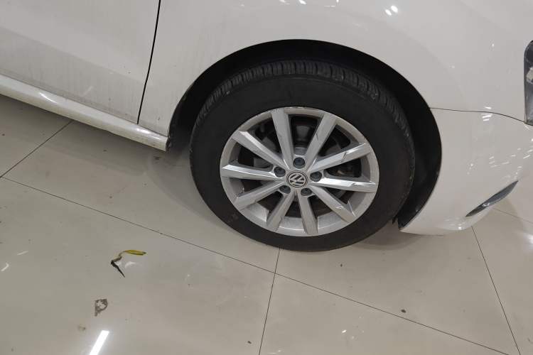 Used Volkswagen Polo 2016 1.6L Automatic Luxury Model
