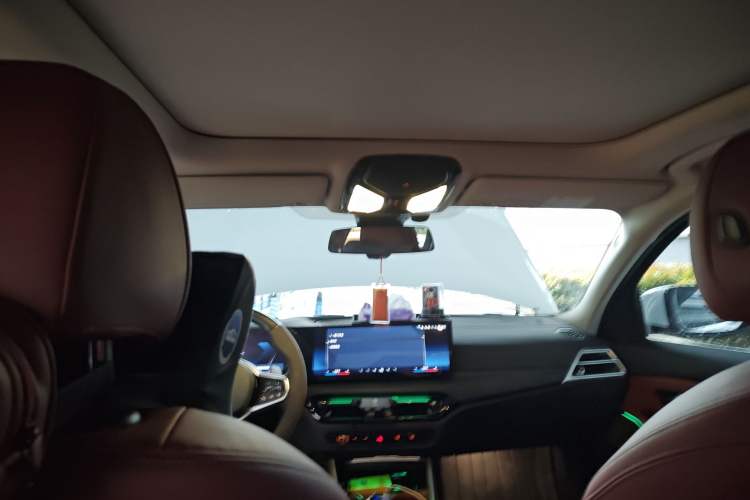 Used BMW 3 Series 2025 325Li M Sport Package Headliner