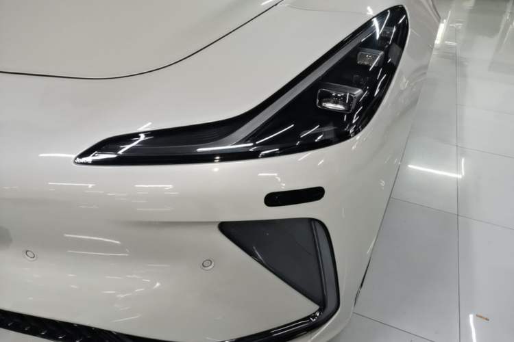 Used IM LS7 2023 90 kWh Elite Rear-Drive Version
