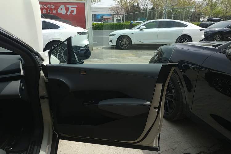 Used Zeekr X 2023 Four-Wheel Drive YOU Edition 4 Seats