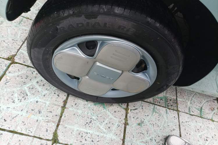 Used Geely Galaxy Panda 2023 Panda Mini 200km Endurance Bear Right Rear Wheel Hub