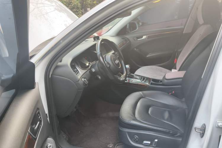 Used Audi A4L 2015 35 TFSI Automatic Comfort Model Driver Seat