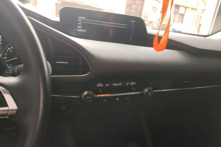 Used Mazda 3 Axela 2021 2.0L Automatic Zhiya Edition
