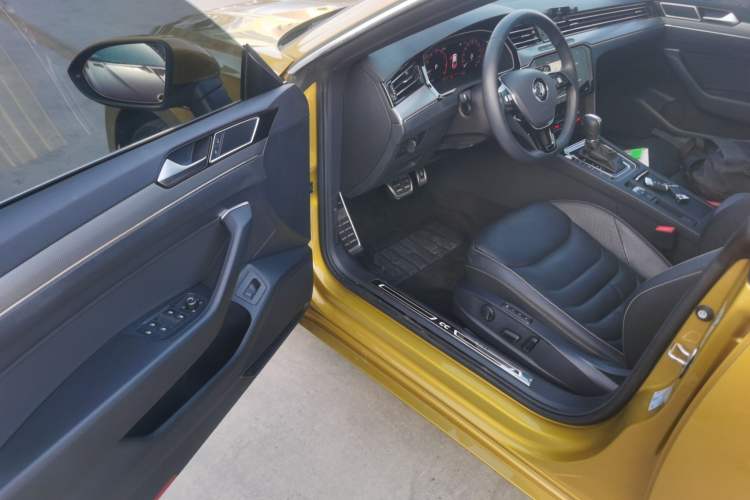 Used Volkswagen FAW-Volkswagen CC 2020 330TSI Glamour Edition China VI Standard
