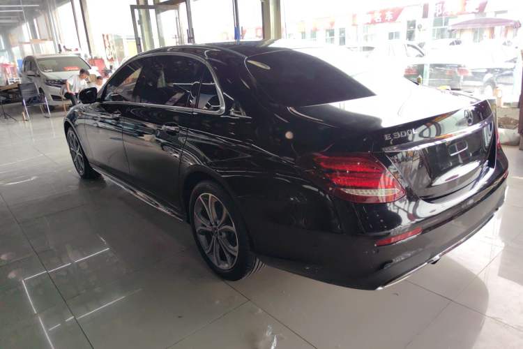 Used Mercedes-Benz E-Class 2020 Restyled E 300 L Sporty and Stylish Edition
