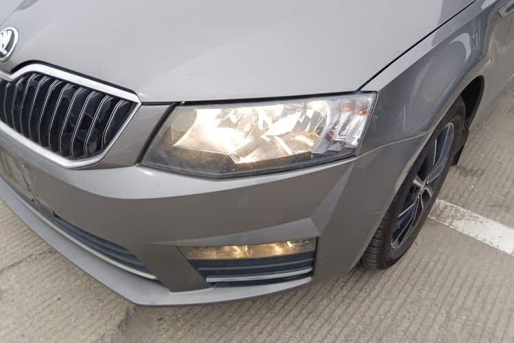 Used Skoda Octavia 2017 1.6L Automatic Smart Drive Edition
