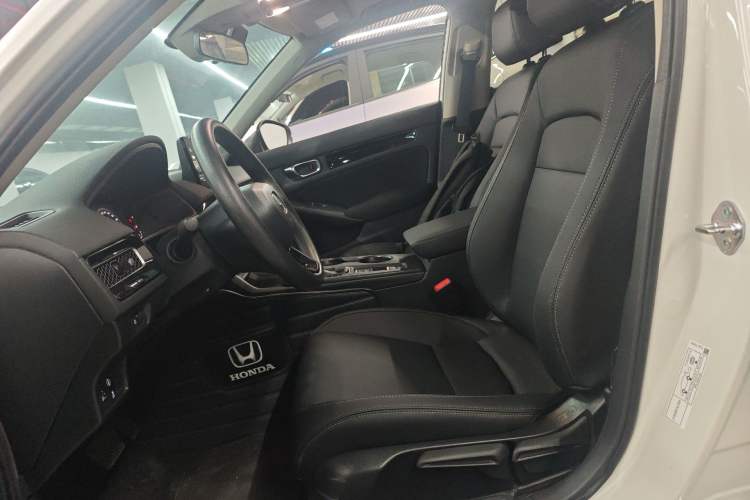 Used Honda Civic 2023 240TURBO CVT Dynamic · Center Stage Special Edition Left Front Seat