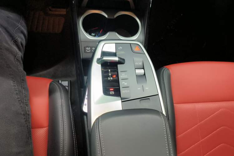 Used BMW iX1 2023 xDrive30L M Sport Package
