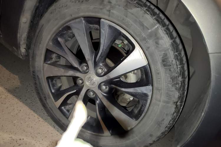 Used Buick Excelle GX 2018 18T Automatic Elite Model Right Front Wheel Hub