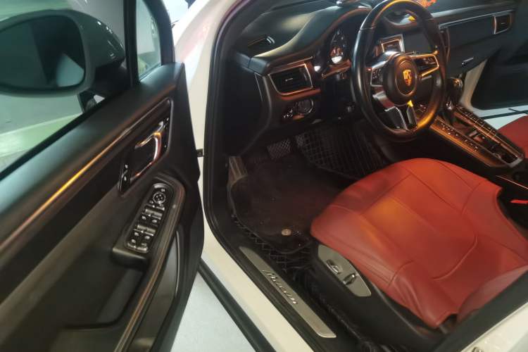 Used Porsche Macan 2014 Macan 2.0T