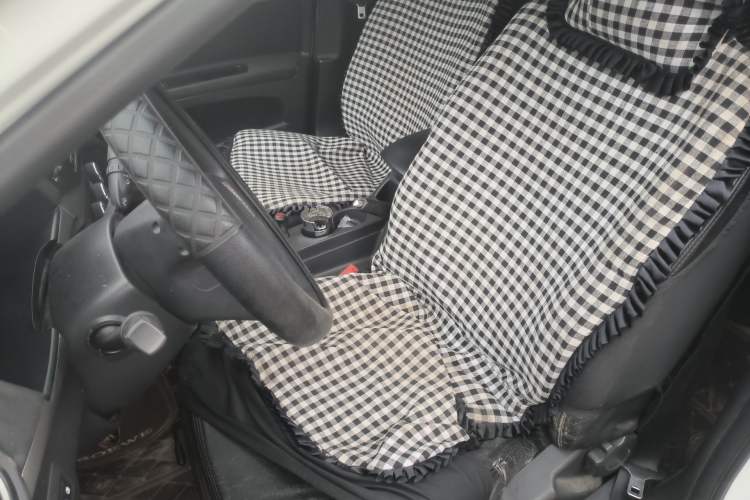 Used Roewe 350 2014 1.5L Manual Xunchi Edition
