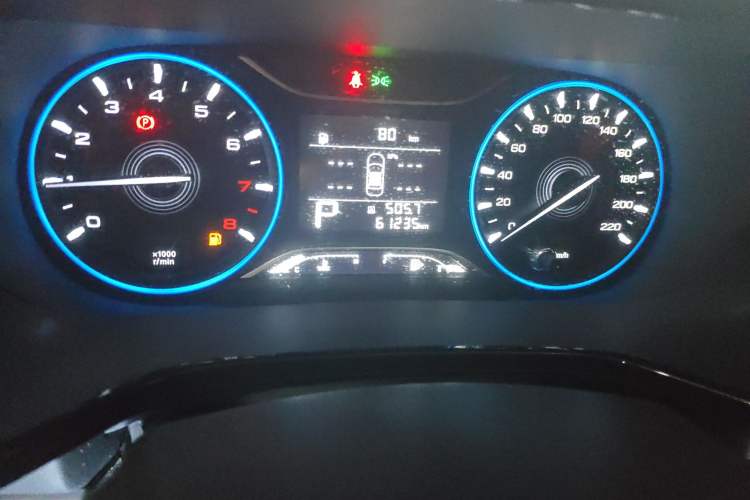 Used GAC Trumpchi GA4 2021 PLUS 235T Automatic Prestige Edition Odometer Close Up