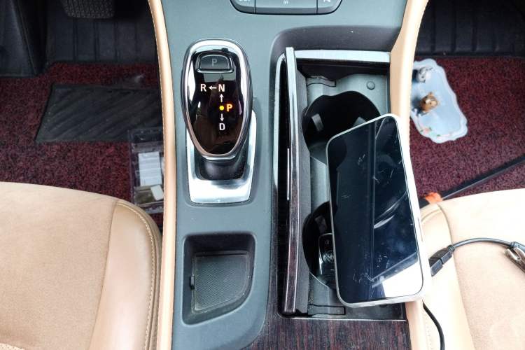 Used Buick LaCrosse 2016 20T Elite Edition Gear Lever