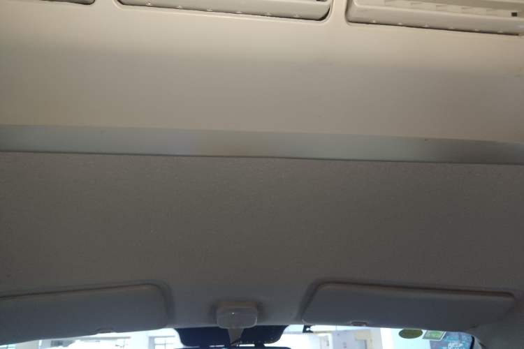 Used Jinbei Gold Hiace M Classic 2022 1.5L Engineering Lion Passenger Vehicle 5 Seats