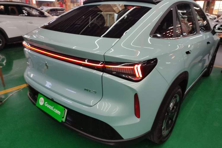 Used Livan Livan 7 2023 605 km ZHU FENG