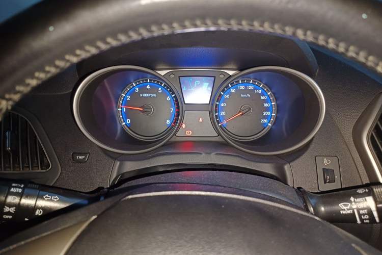 Used Hyundai ix35 2015 2.0L Automatic 2WD Smart Version China V Standard
