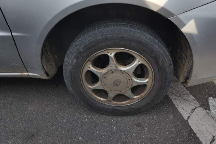 Used FAW Xiali 2012 N3 1.0L Sedan - Practical Model
