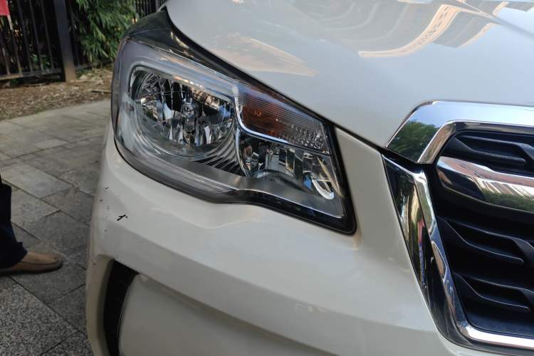 Used Subaru Forester 2016 2.0i Fashion Navigation Edition Right Front Headlight