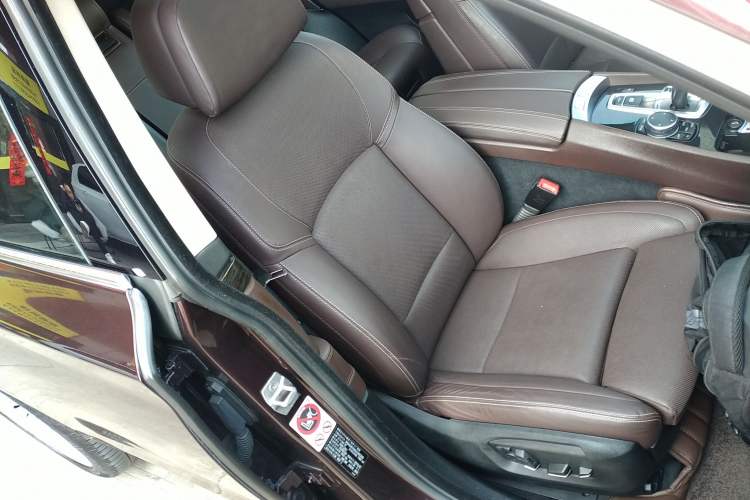 Used BMW 5 Series GT 2015 528i Luxury Edition
