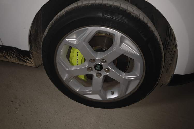 Used Land Rover Range SportNew Energy 2018 P400e Right Front Wheel Hub