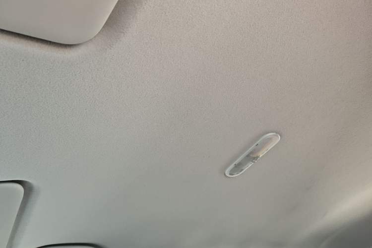 Used Nissan Kicks 2019 1.5L CVT Smart Connect Luxury Edition
