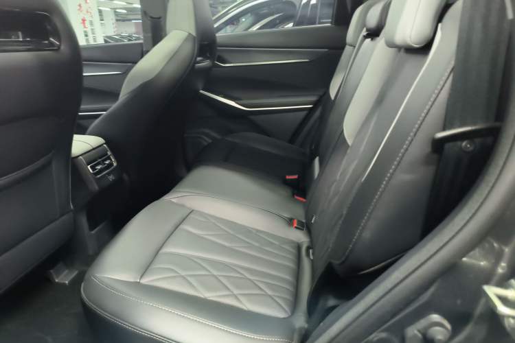 Used CHANGAN CS75 PLUS 2024 3rd Generation Champion Edition 1.5T Intelligent Drive Dynamic Model