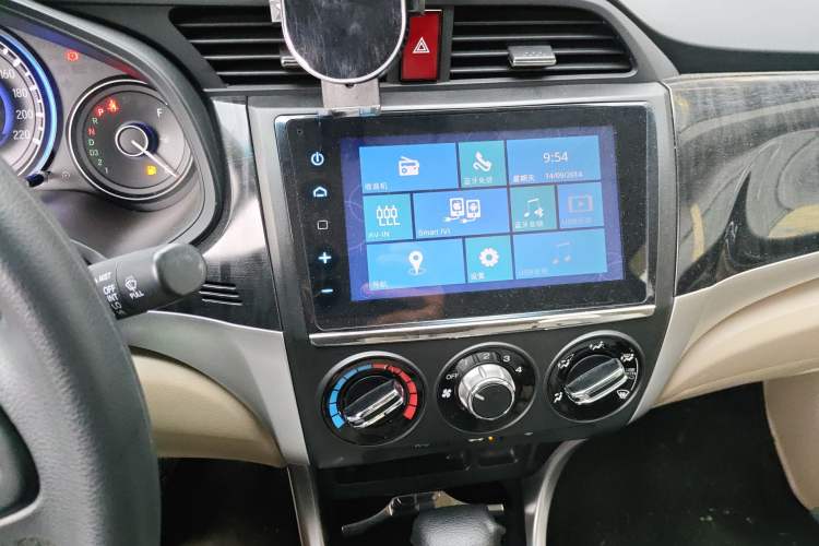 Used Honda Crider 2013 1.8L automatic comfort version Audio And AC Panel