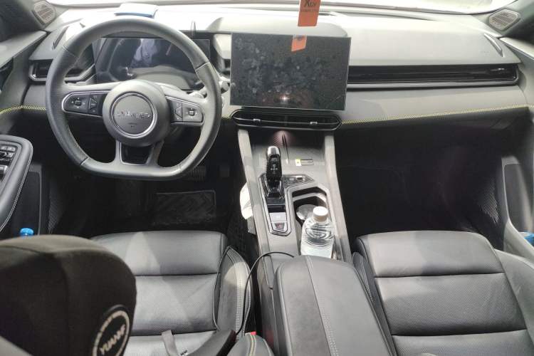 Used Lynk & Co 03 2023 2.0TD DCT JingPro
