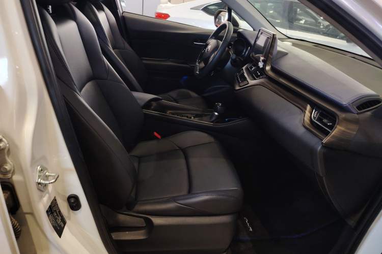 Used Toyota C-HR 2022 2.0L Leading Edition