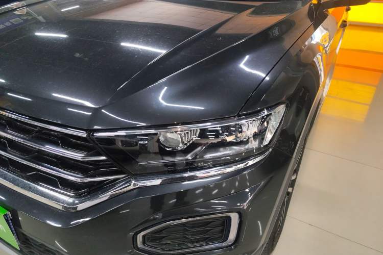 Used Volkswagen T-ROC 2018 280TSI DSG Two-Wheel-Drive Comfort Version China V Standard