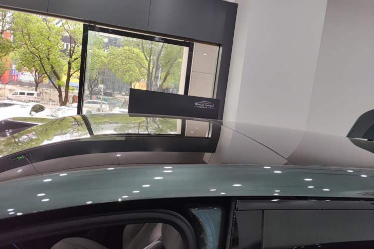 Used Denza N9 2025 Flagship Model Roof