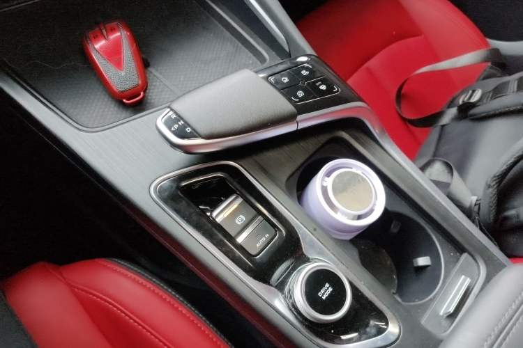 Used CHANGAN UNI-T 2020 1.5T Flagship Version
